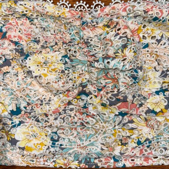 Lulus Sweeter Than Ever Floral Eyelet Ruffle Sleeve Crop Top Size XL - Picture 6 of 13